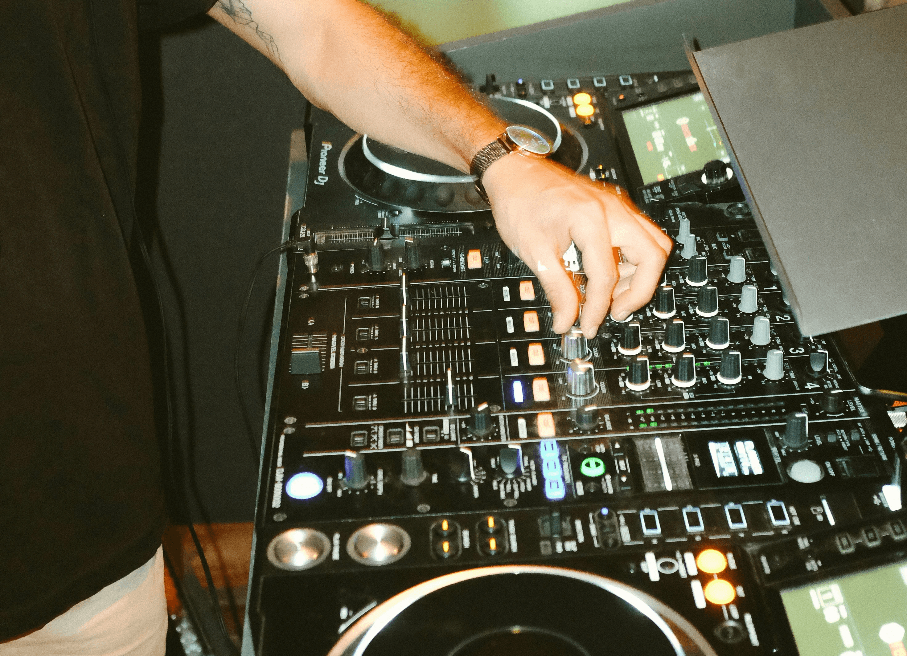 DJ set remix